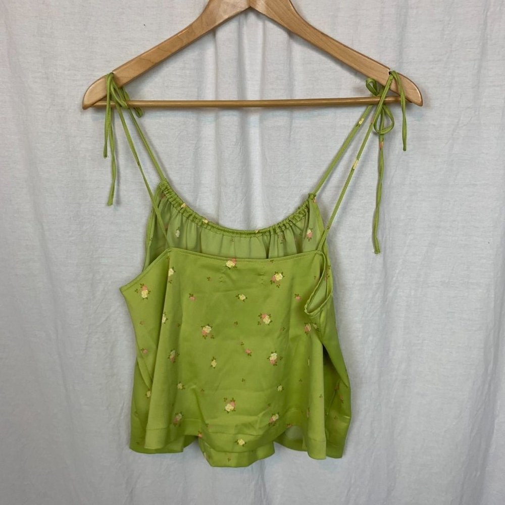 Urban Outfitters Women's Floral Print Crop Tank Top